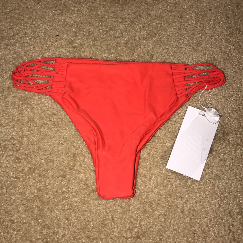 NWT Mikoh beautiful bikini bottoms ✨